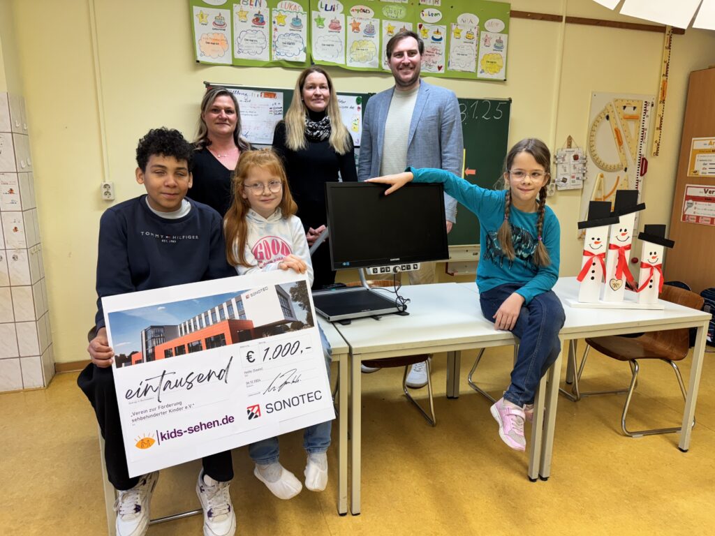 Sonotec überreicht Spende